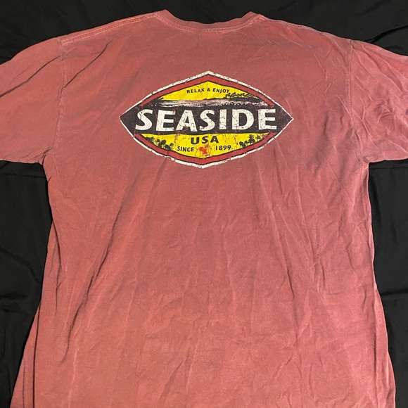 Seaside Red Tee - Picture 3 of 3
